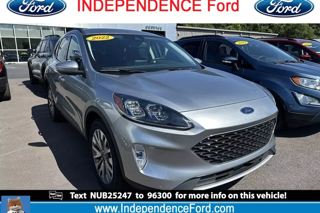 2022 Ford Escape Titanium photo 1