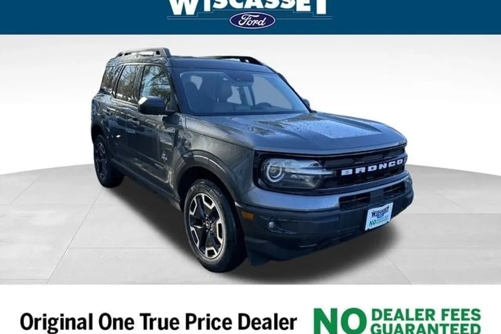 2024 Ford Bronco Sport Outer Banks photo 1