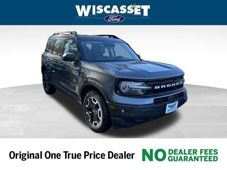 2024 Ford Bronco Sport Outer Banks photo 1