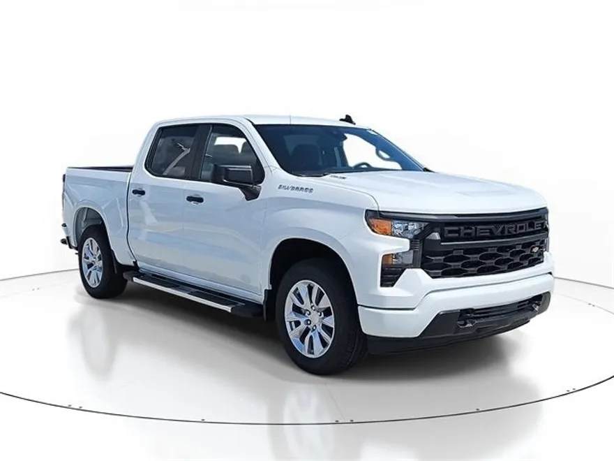 2025 Chevrolet Silverado 1500 Custom photo 1