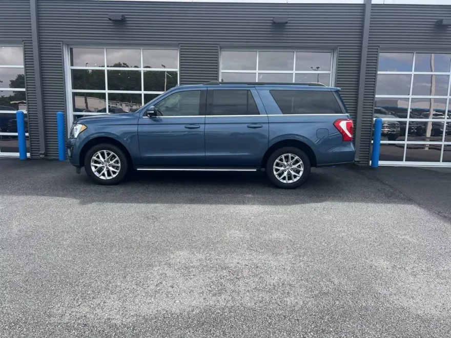 2020 Ford Expedition MAX XLT photo 1
