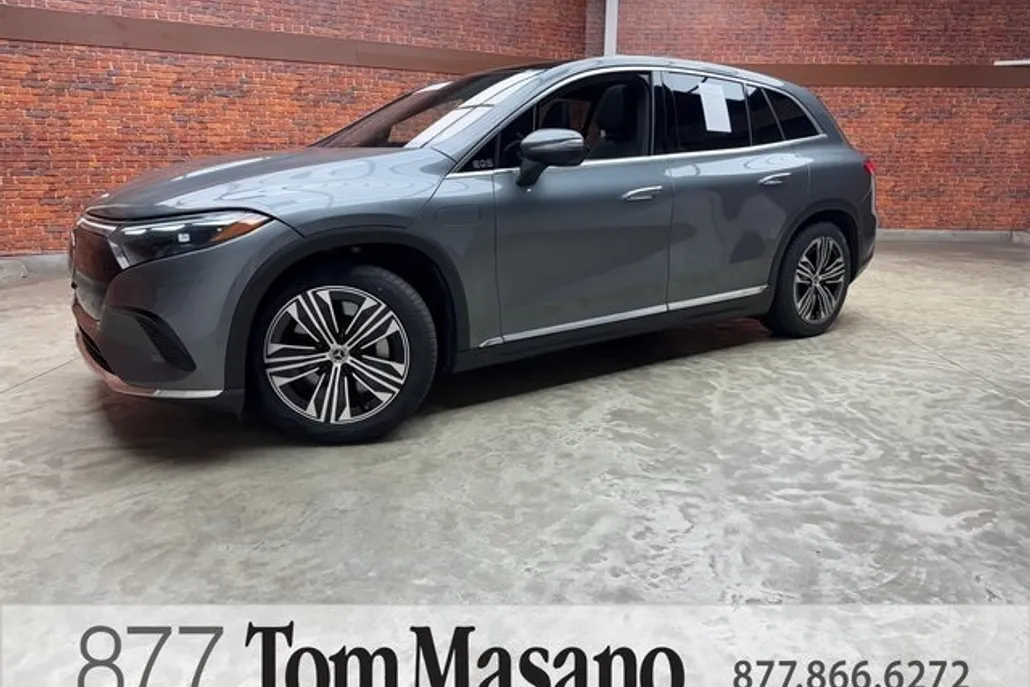 2023 Mercedes Benz EQS SUV 450 4MATIC photo 1
