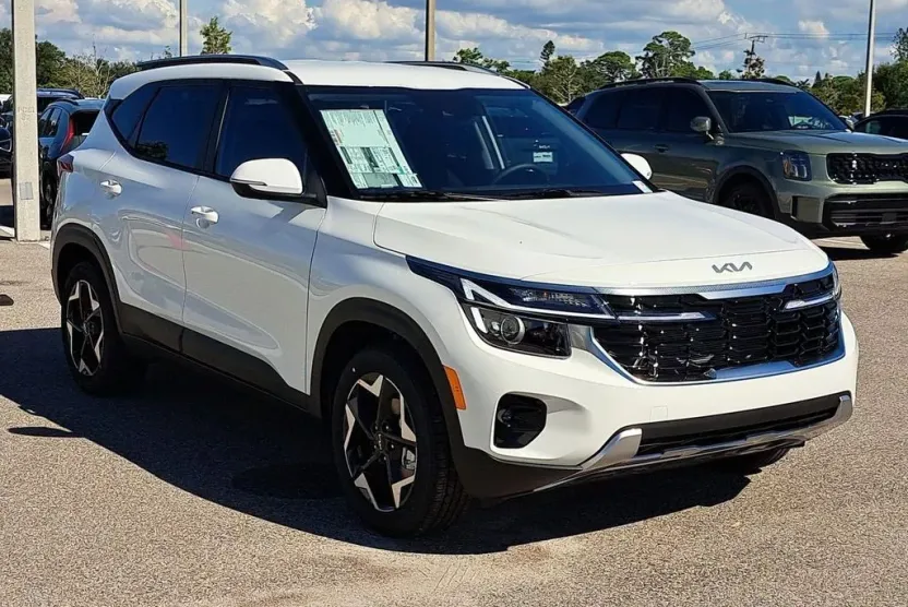 2026 Kia Seltos S photo 1