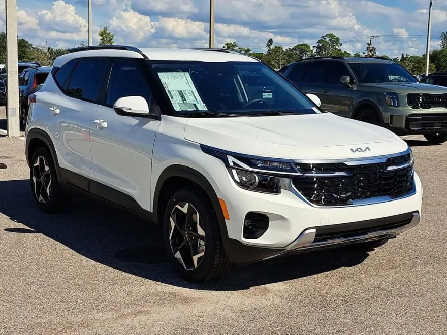 2026 Kia Seltos S photo 1