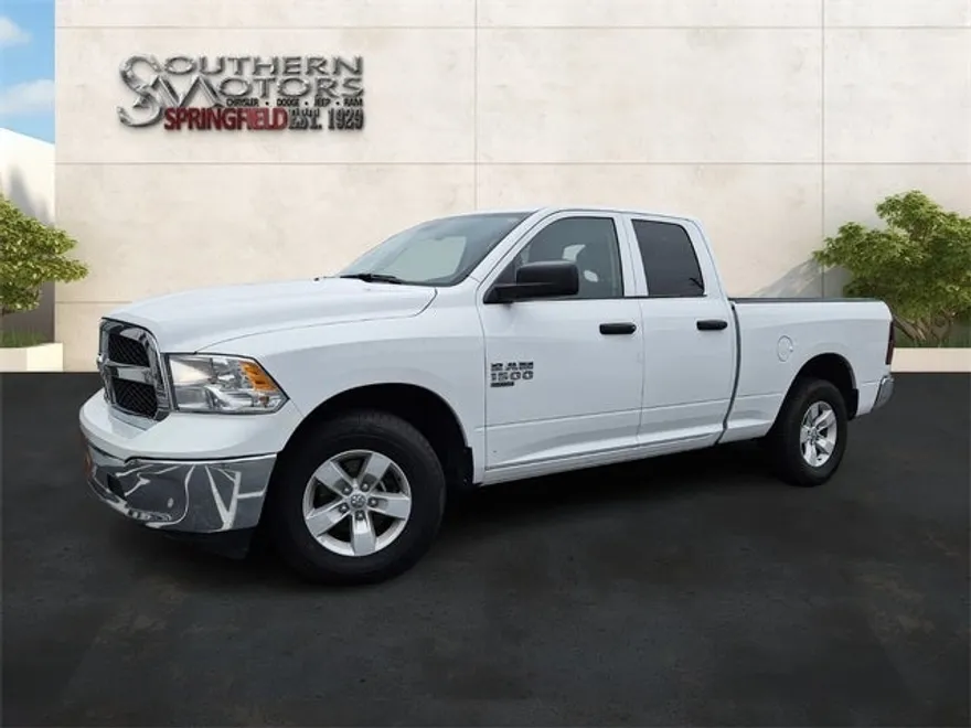2024 Ram 1500 Classic SLT photo 1
