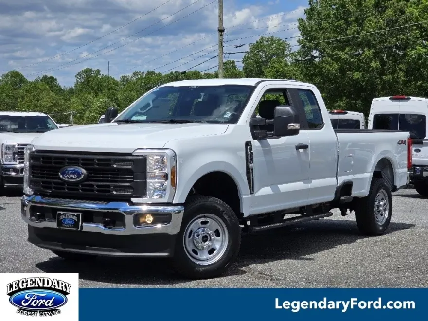 2025 Ford F-350 XL photo 1
