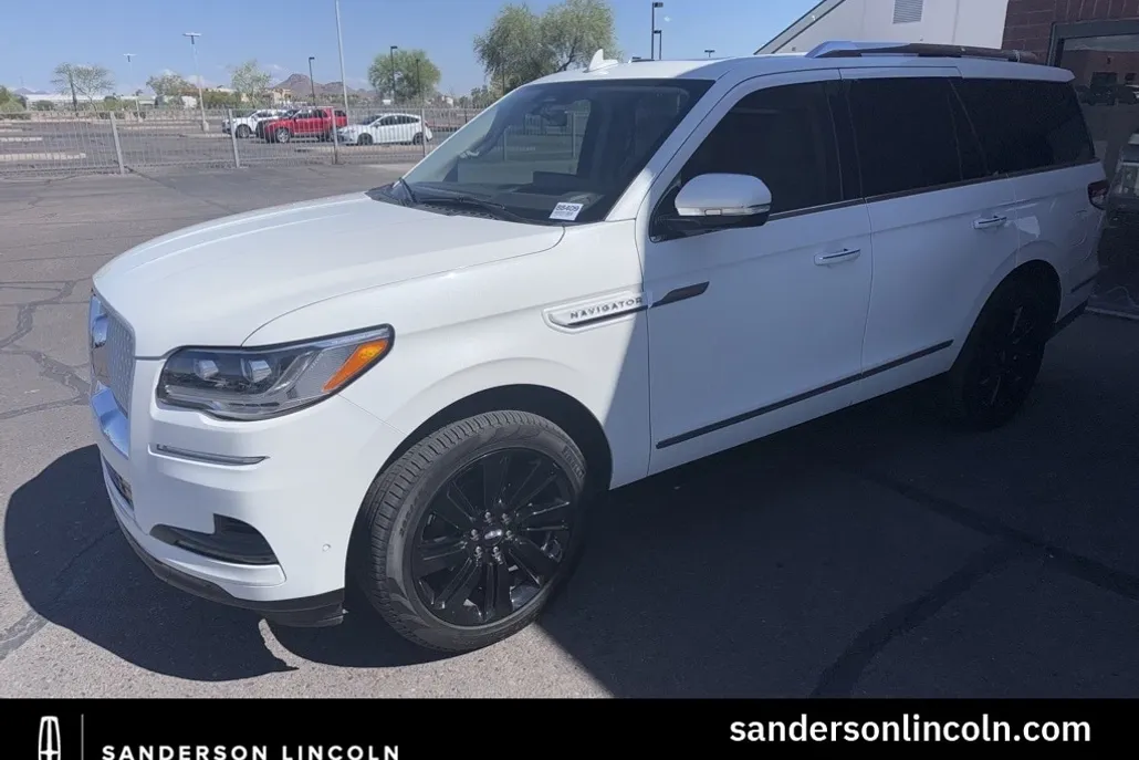 2022 Lincoln Navigator Reserve photo 1