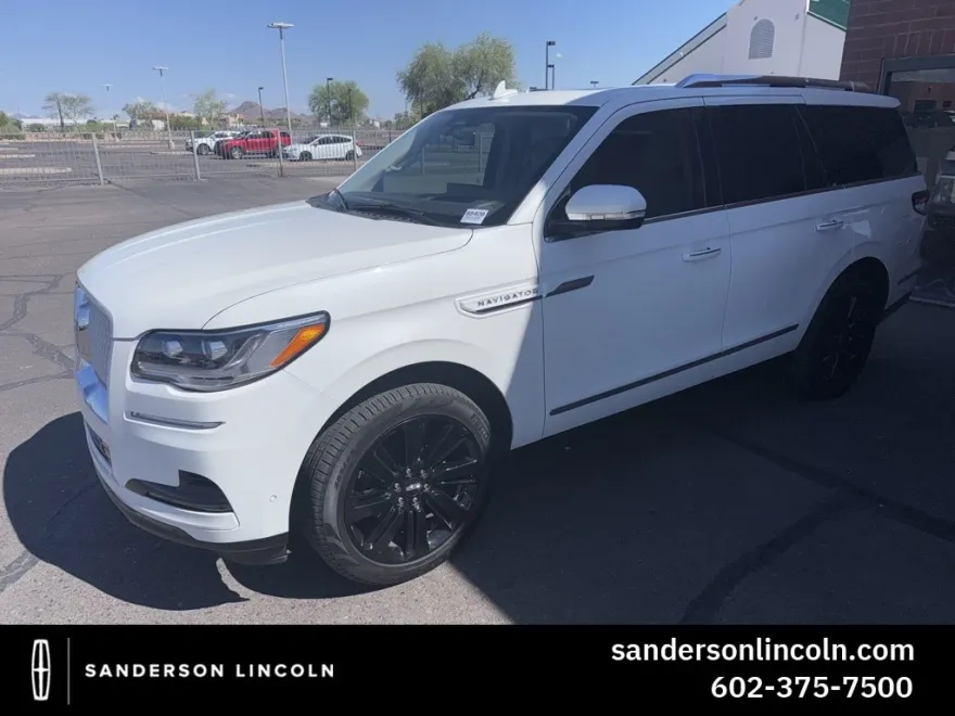 2022 Lincoln Navigator Reserve photo 1