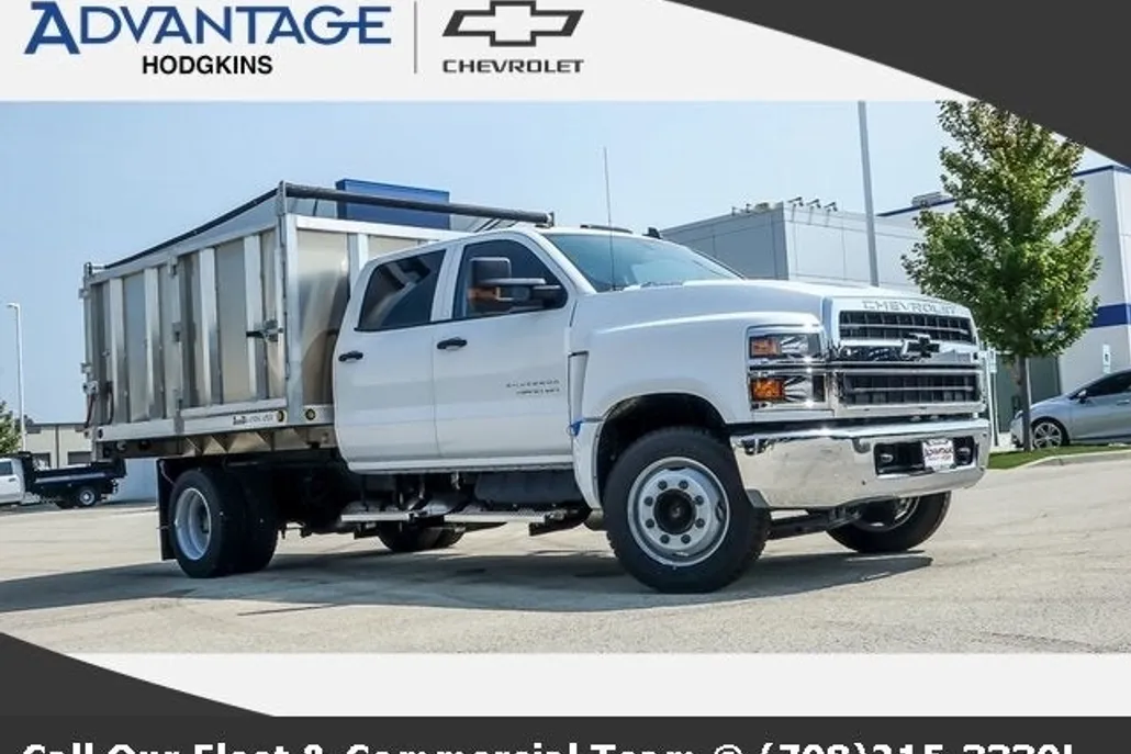 2023 Chevrolet Silverado 4500HD Work Truck photo 1