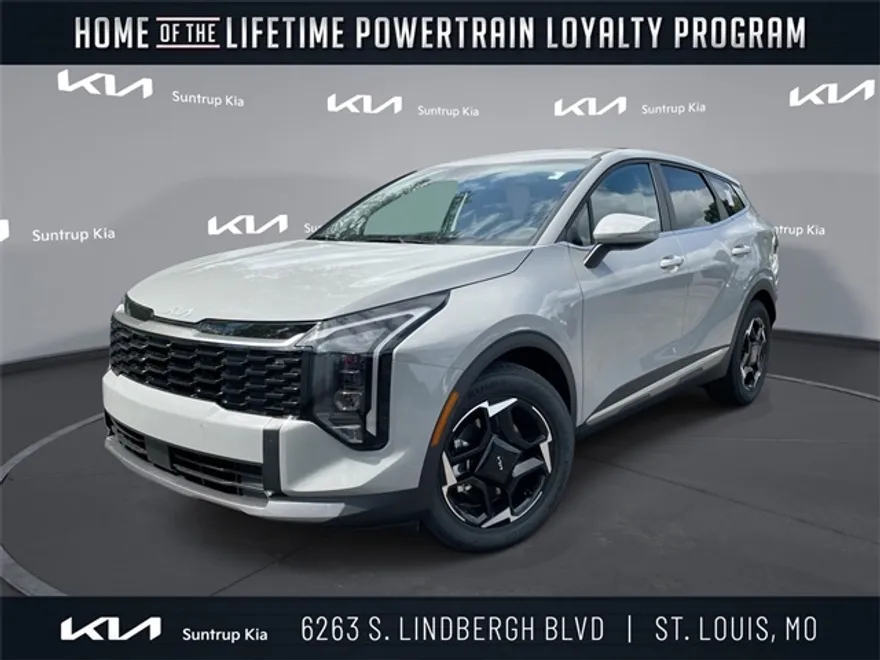 2026 Kia Sportage EX photo 1