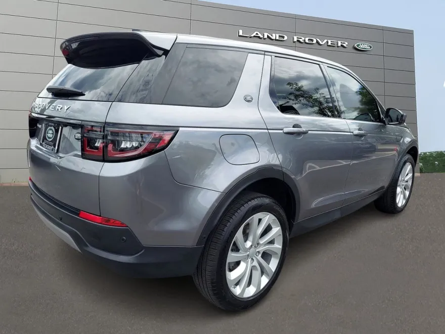 2021 Land Rover Discovery Sport SE photo 1