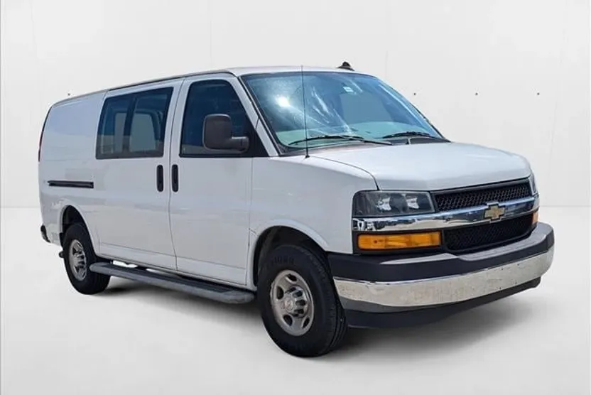 2021 Chevrolet Express 2500 Van Cargo photo 1