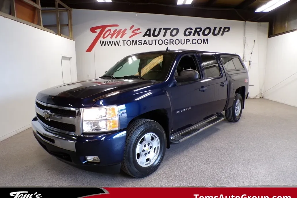 2011 Chevrolet Silverado 1500 LT photo 1