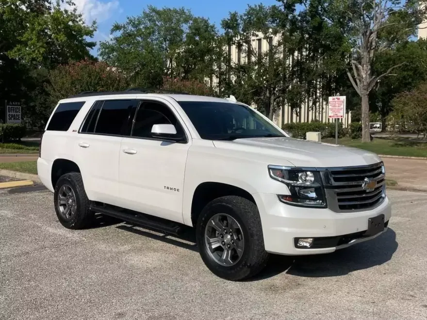2019 Chevrolet Tahoe LT Z71 photo 1