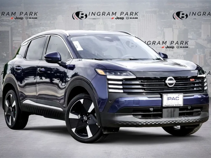 2025 Nissan Kicks SR photo 1