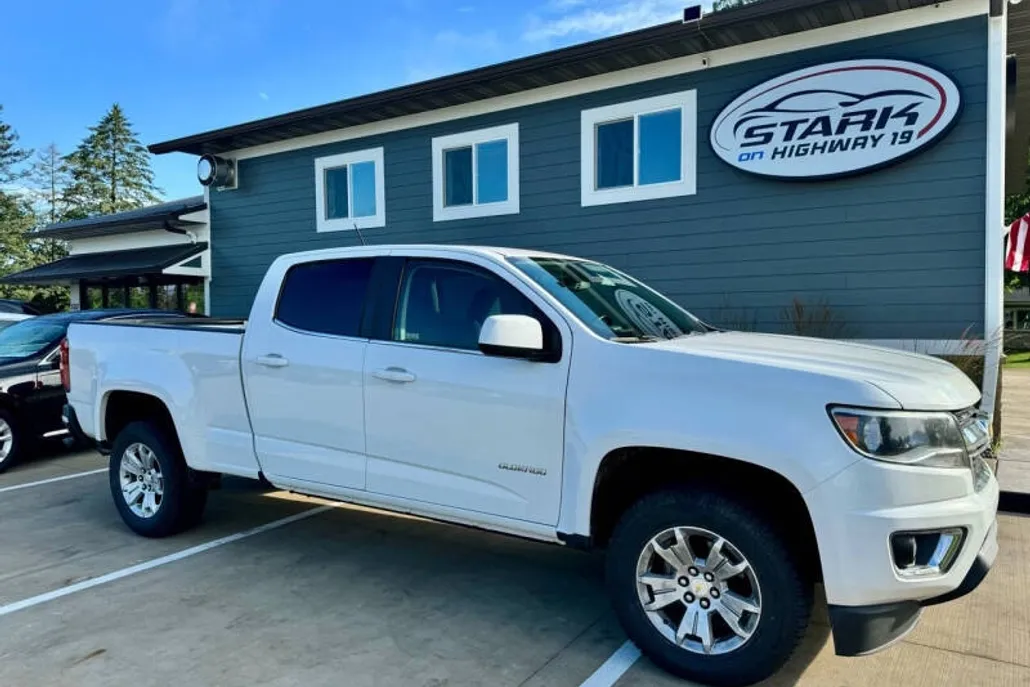 2018 Chevrolet Colorado LT photo 1