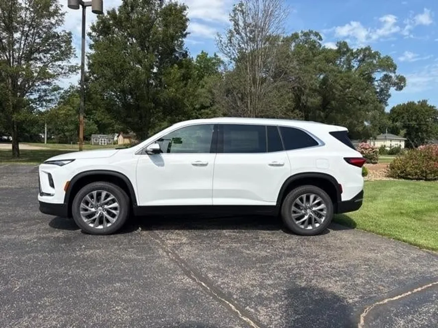 2026 Buick Enclave Preferred photo 1