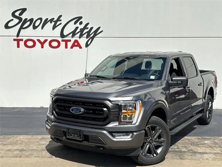 2023 Ford F-150 XLT photo 1
