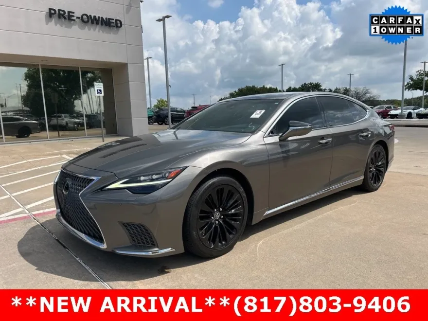 2022 Lexus LS 500 photo 1