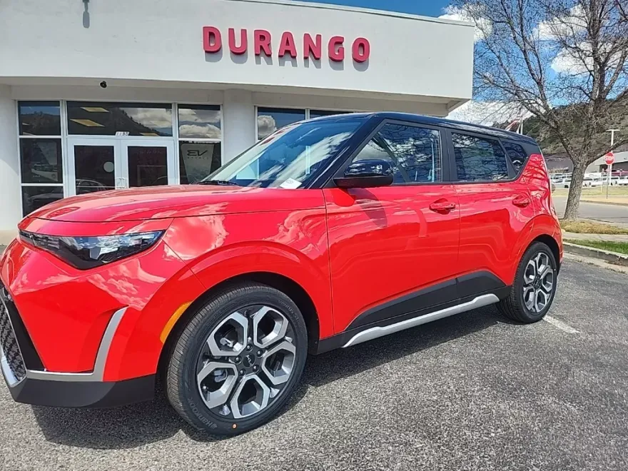 2025 Kia Soul EX photo 1