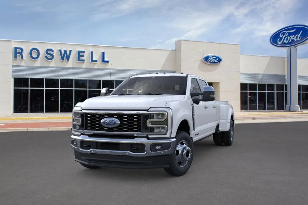 2025 Ford F-350 photo 1