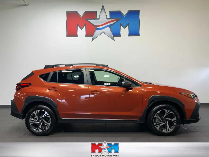 2024 Subaru Crosstrek Premium photo 1
