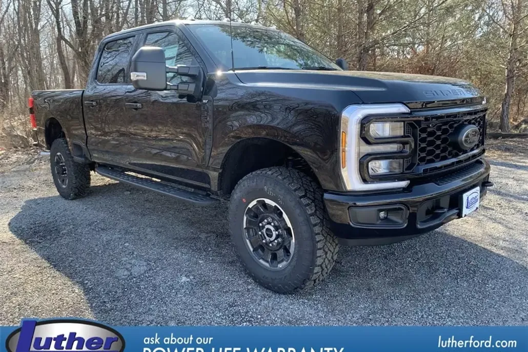 2025 Ford F-350 photo 1
