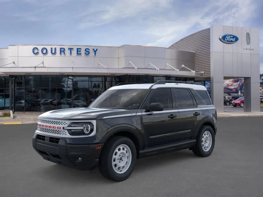 2025 Ford Bronco Sport Heritage photo 1