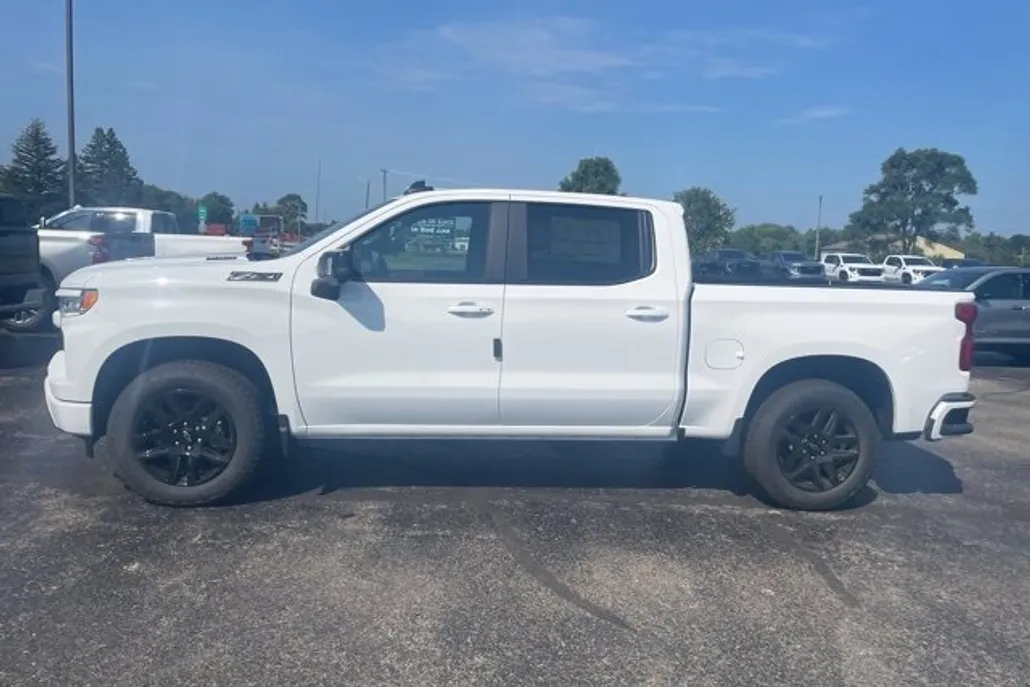 2026 Chevrolet Silverado 1500 RST photo 1
