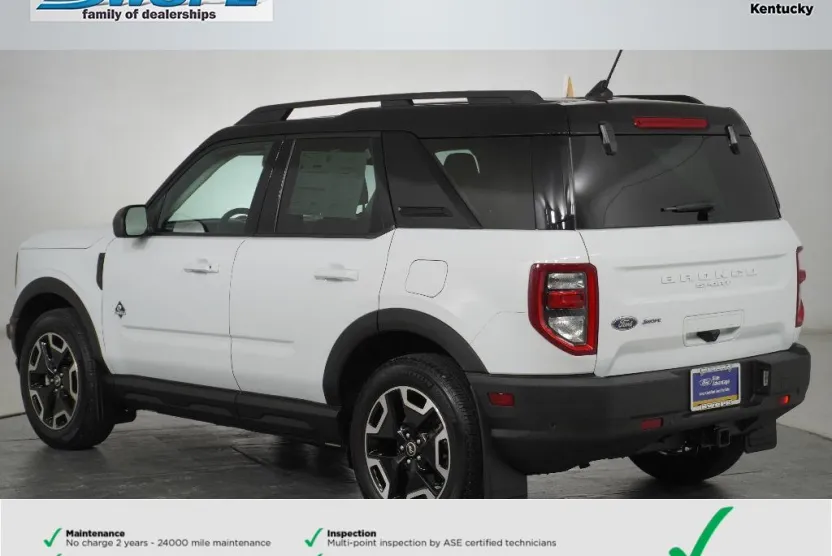 2021 Ford Bronco Sport Outer Banks photo 1