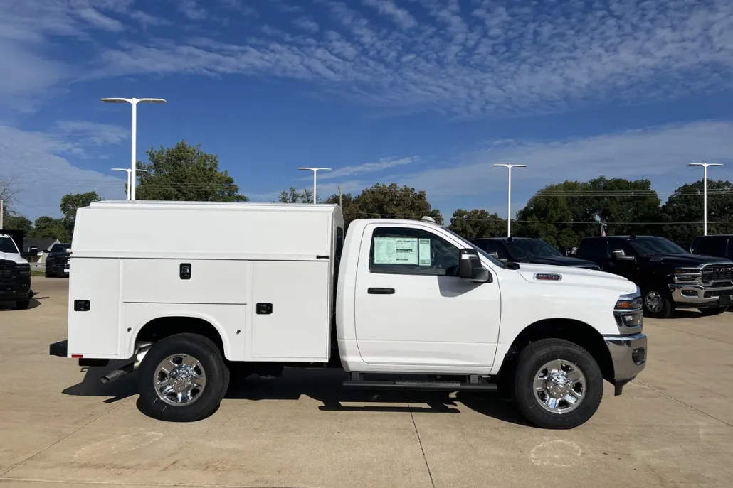 2025 Ram 2500 Tradesman photo 1