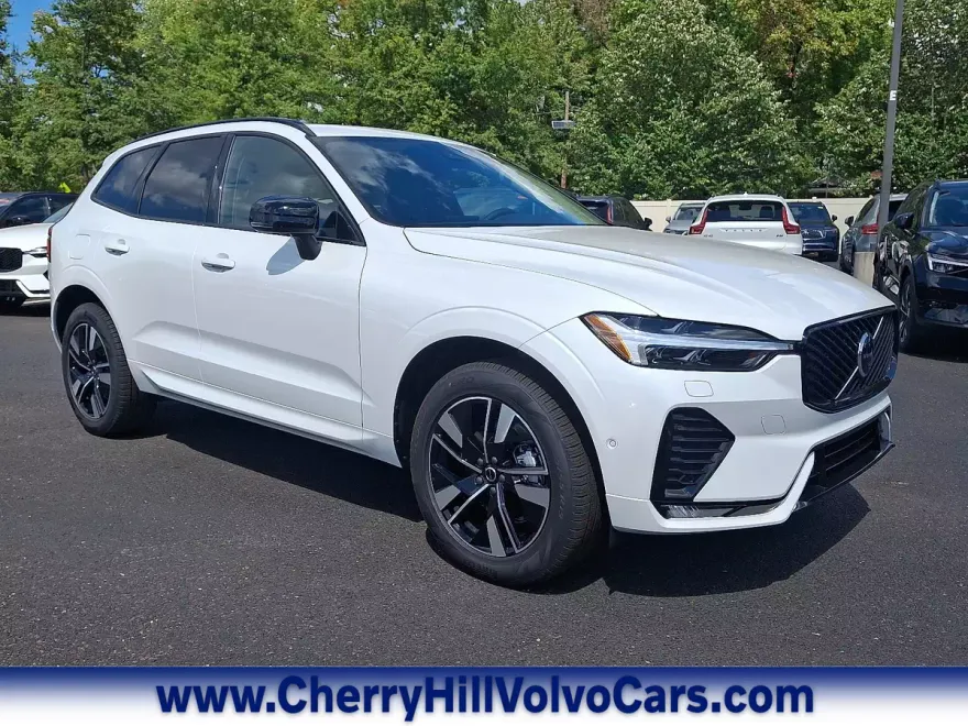 2026 Volvo XC60 B5 Plus photo 1