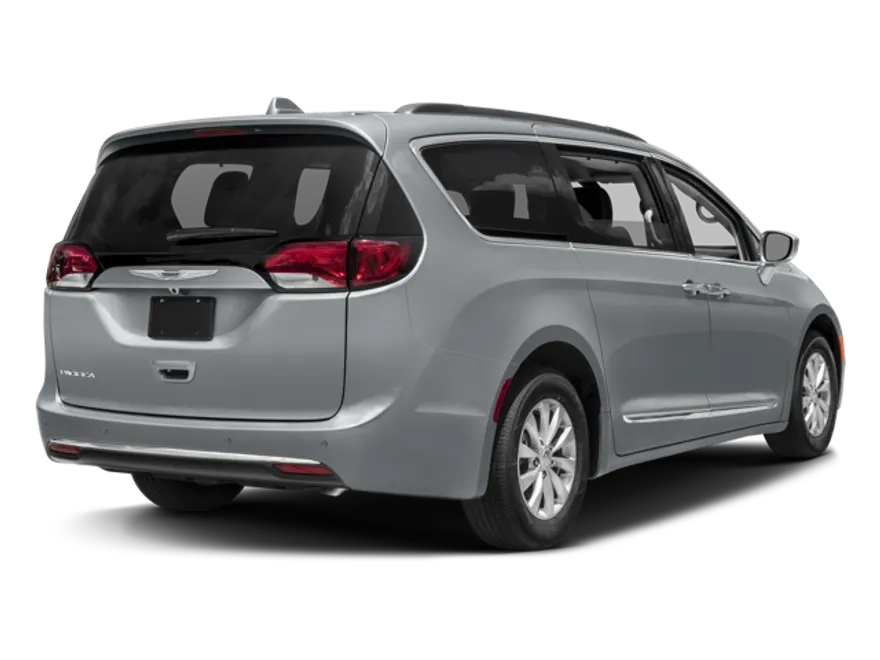 2017 Chrysler Pacifica Touring Plus photo 1
