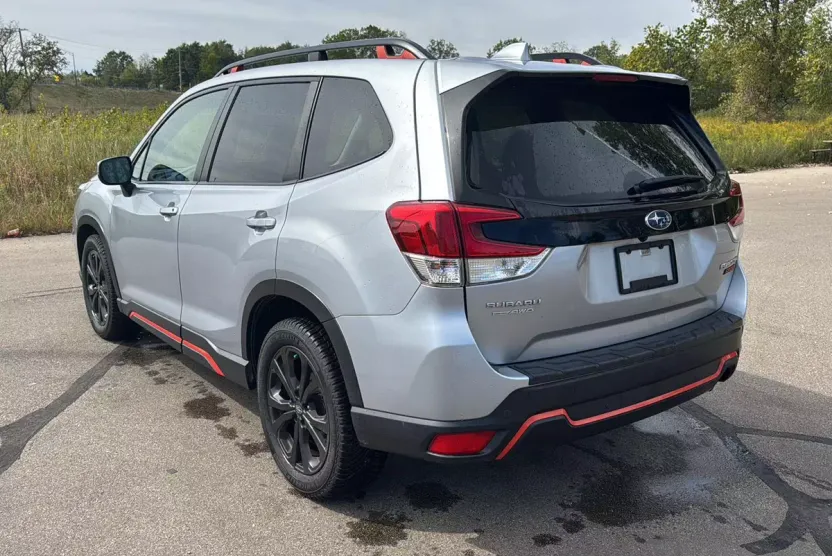 2020 Subaru Forester Sport photo 1