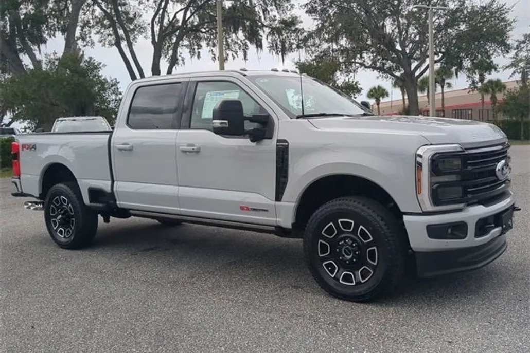 2026 Ford F-350 photo 1