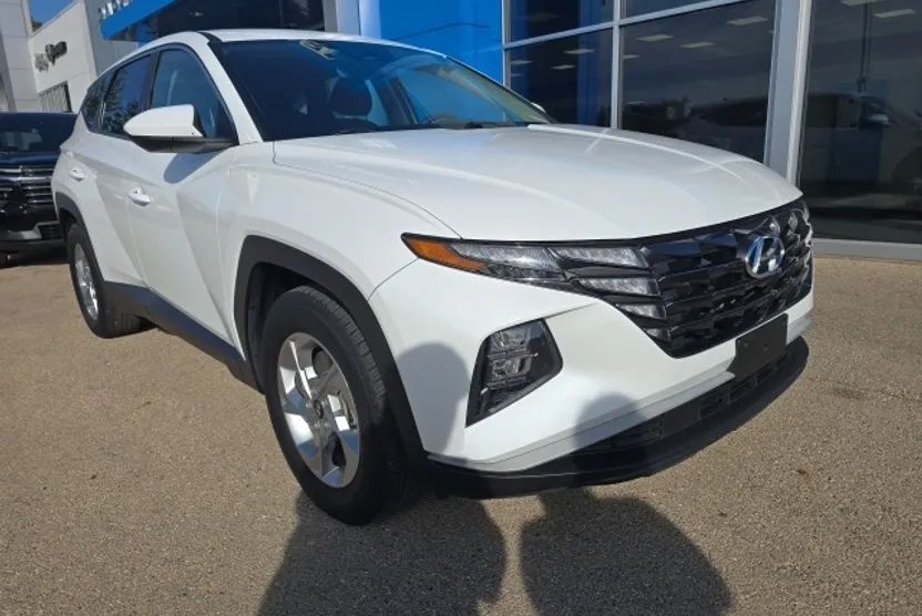 2022 Hyundai Tucson SE photo 1