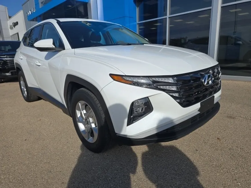 2022 Hyundai Tucson SE photo 1