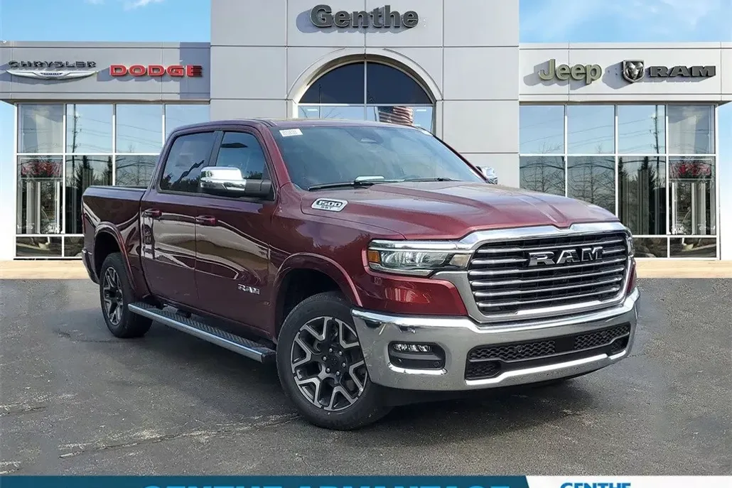 2025 Ram 1500 Laramie photo 1