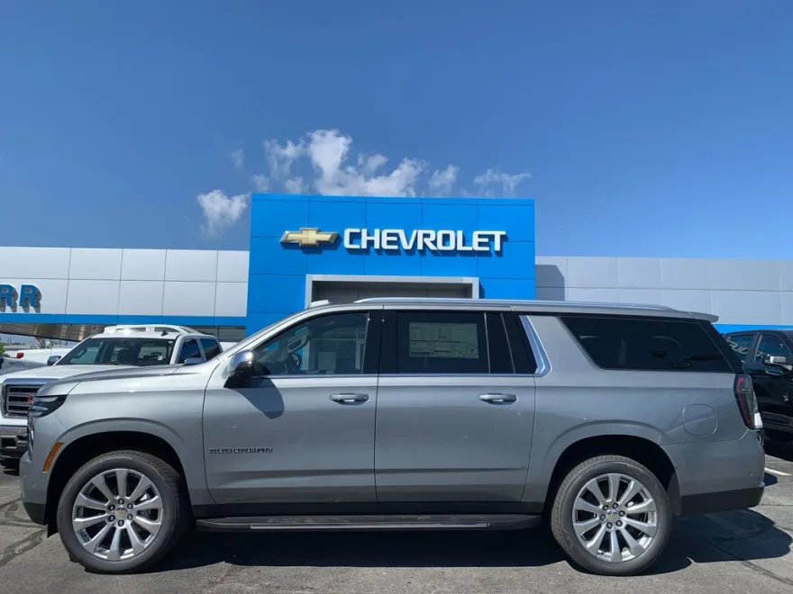 2026 Chevrolet Suburban Premier photo 1