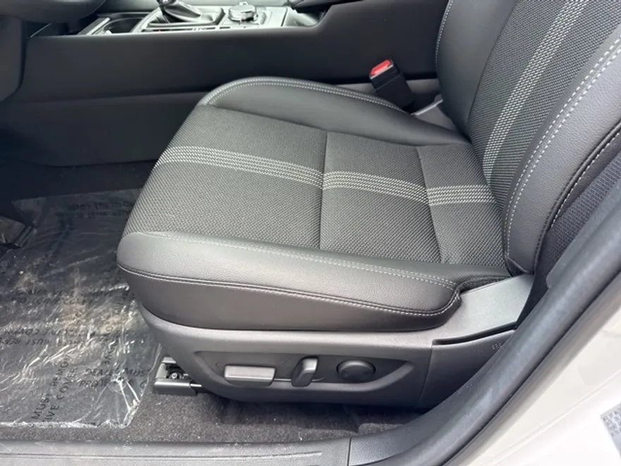 2025 Mazda CX-50 2.5 S Preferred photo 1
