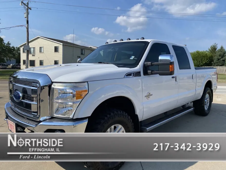 2013 Ford F-250 Lariat photo 1