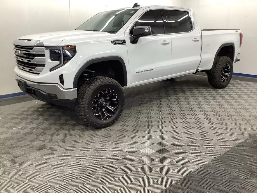 2023 Gmc Sierra 1500 SLE photo 1