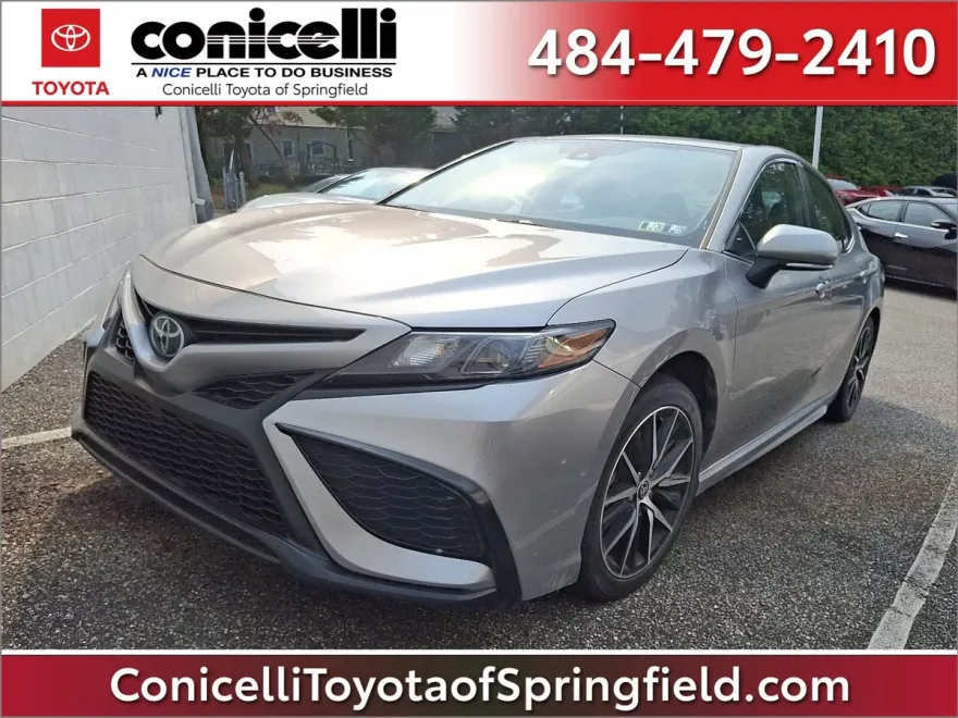 2023 Toyota Camry SE photo 1