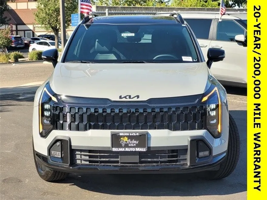 2026 Kia Sportage X-Line photo 1
