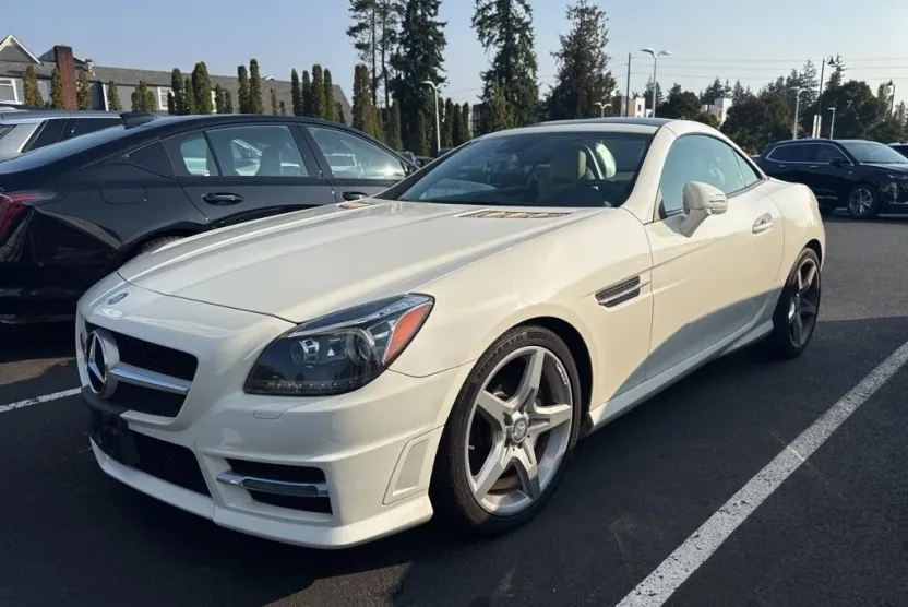 2013 Mercedes Benz SLK 350 photo 1