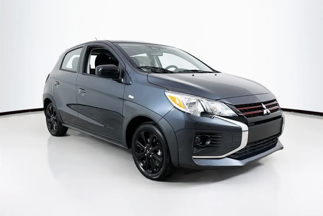 2024 Mitsubishi Mirage Black Edition photo 1