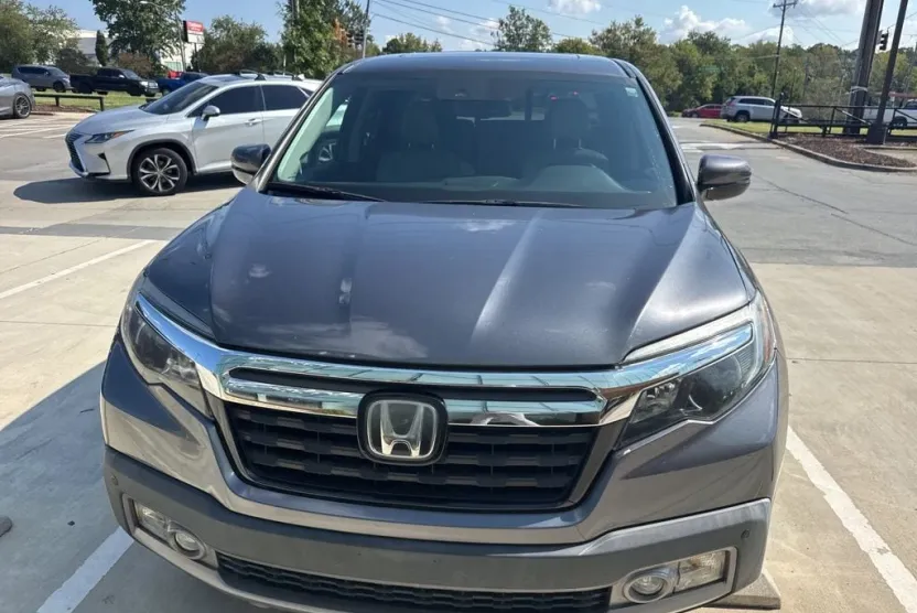 2017 Honda Ridgeline RTL-E photo 1