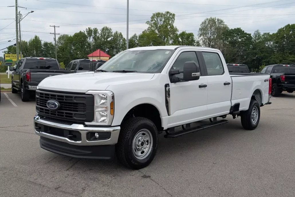 2025 Ford F-250 XL photo 1
