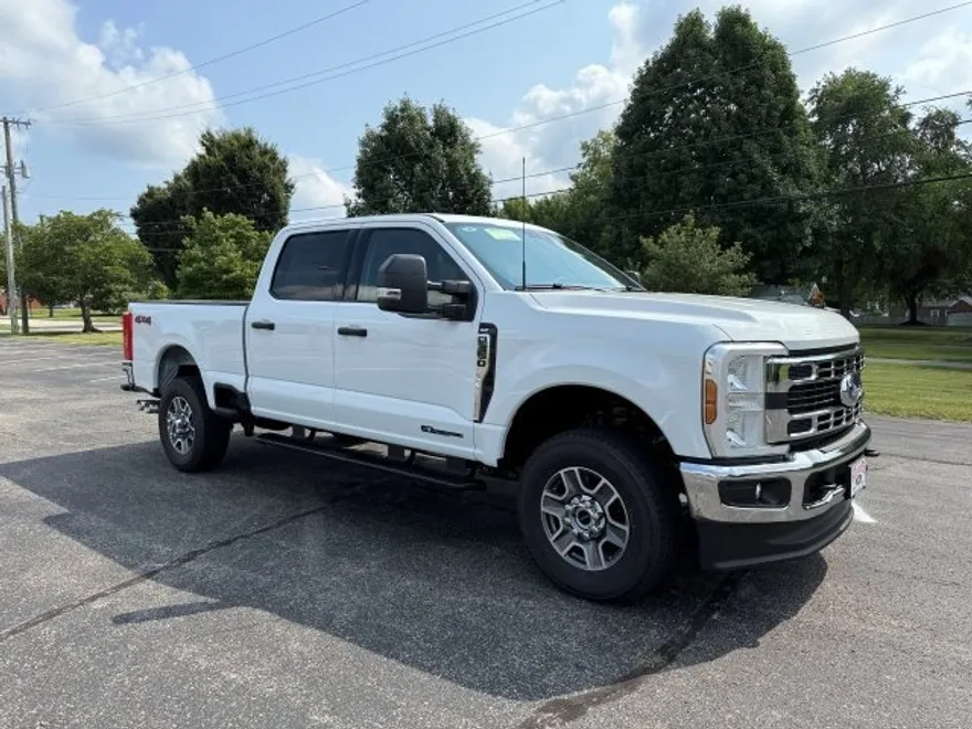 2025 Ford F-350 XLT photo 1