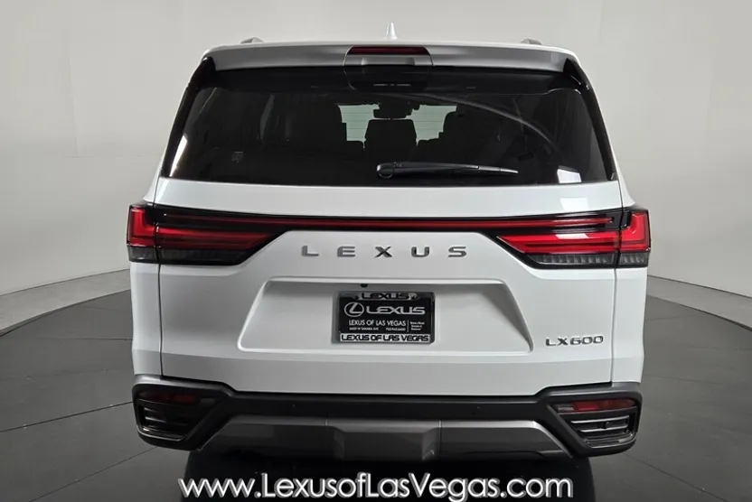 2025 Lexus LX Luxury photo 1